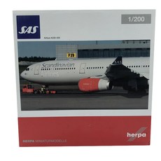 herpa 鳳凰飛機組裝模型1/200 北歐航空 A330-300 LN-RKU, 混色