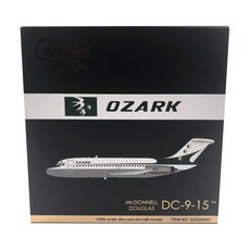 Gemini Jets 飛機壓鑄 1/200 OZARK DC-9-14 N971Z, 混色