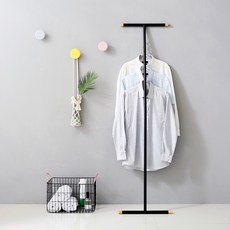 esopoom 靠牆衣架 小版, 黑色