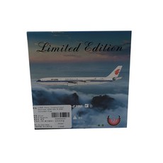 1:400 飛機模型 A340-300 B-2390, 混色