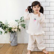 金兔女童睡衣草莓荷葉邊