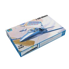 TRUMPETER 小號手 Trumpeter 1/48 L-39C Albatro塑膠模型戰鬥機, 1個