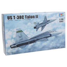 트럼페터 1:48 US T-38C Talon 2 프라모델 전투기, 1개