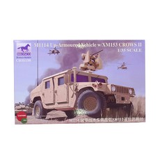 BRONCO 1:35 M1114 Up Armoured Vehicle w/XM153 CROWS II塑膠模型裝甲車, 1個