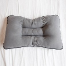 ggoom duboo 孩童表情圖案枕頭, 純灰色
