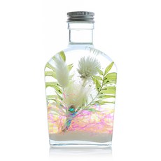 109威士忌瓶永生花, 白綠