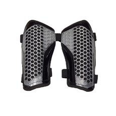 Lenwave 蜂巢足球護脛, 黑銀