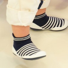 Komuello 男款海洋學步鞋