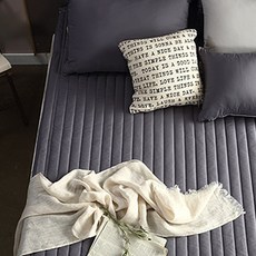 I'm Living 直條紋絎縫鬆緊帶床墊, 炭灰色