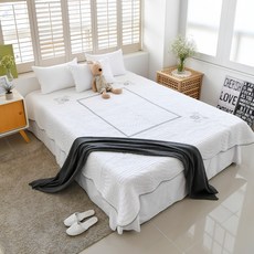 BLEDIK HOME 簡約造型床墊毯, 白色的