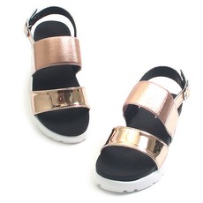 Lulushu 兒童漆皮繫帶涼鞋