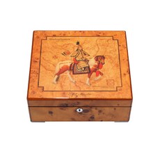 Julie & Co. 蜜桃藝術大師 鋼琴彩繪珠寶盒 JB891, 乾隆皇帝閱兵式, 1個