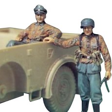 傳奇1:35 WAFFEN SS OFFICER&SS INFANTRY塑膠模型 LF3529, 1個