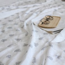 ACACIA 人造絲葉子印花薄被, 混色