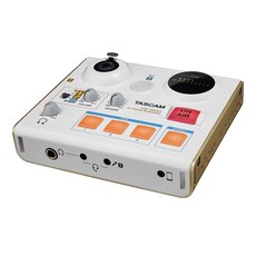 TASCAM 介面錄音機 US-32