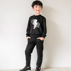 URAVI 孩童Est印花長袖上衣+長褲
