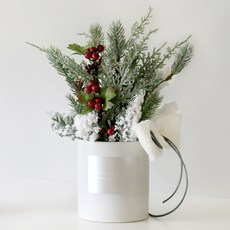 BLOOMING&ME 人造冬季啞光黑鍋中心裝飾品, 白色的, 1個