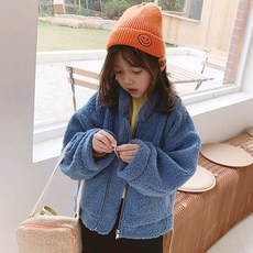 Little rabbit 孩童字母刺繡羊羔毛外套