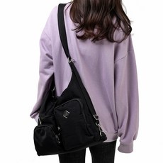 LULU 雙口袋單肩後背包+配件 隨機出貨