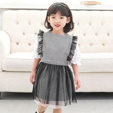 女童格紋圍裙