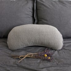 pomete 細條紋絎縫半月形蕎麥頸椎枕, 灰色