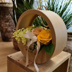 Decocomani人造花壁飾花籃, 橘色