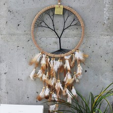 2S BUCK 幸運樹捕夢網 中, 棕色