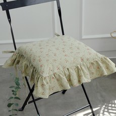 花紋褶邊坐墊套, 勞倫·卡其