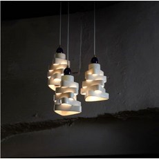 NjLighting Cerastar 05 吊燈，適用於 3 盞直燈, 乳白色