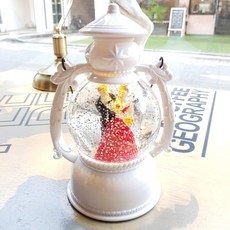 圓形燈籠形狀雪球氣氛燈, 白色的新婚夫婦