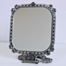 키다리 루비사각 탁상거울, 주석