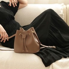 D.LAB Mimi 女款束口抽繩斜背包 + 2種背帶組合