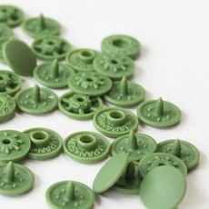 SUN GRIP 塑膠T形鈕扣 13mm, 卡其綠, 40套