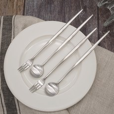 Table Art 韓國製 Abella 霧面銀長湯匙 2入 + 長叉子 2入組, 單一顏色, 1套