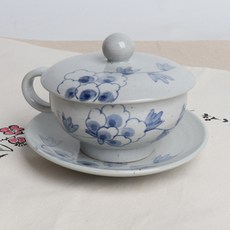 高白瓷牡丹雙和茶杯托盤組, 參考內容, 1個