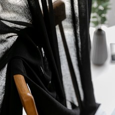 VIEW HOUSE 雪紡蝴蝶褶紗簾 2入 + 窗簾綁帶 2入, 黑色