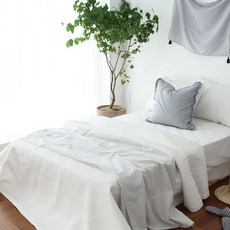 素色人造絲夏季薄被, 白色