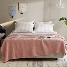 nubizio Mello華夫餅抹醬, 獨立粉紅色