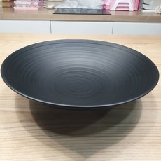 黑色陶器樂活盤碗, 單一顏色