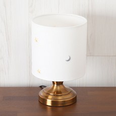 메이힐 단 스탠드, 별과달