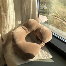 God Life 便攜式扣式頸枕, 淺棕色