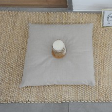 簡約靠墊套, 無知