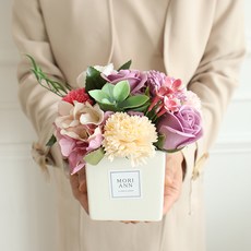 MORIANN Harmony 索非亞康乃馨中心裝飾品, 紫色的, 1個