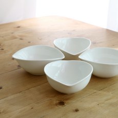 Roco Living 骨瓷梅花碗, 白色, 4個