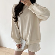 Easy Studio女款寬鬆大學T短褲FW運動套裝