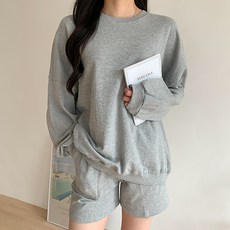 Easy Studio女款寬鬆大學T短褲FW運動套裝