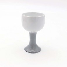 月鹽瓷柄燒酒杯, 柔和的灰色, 4個