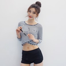 NAYA STYLE 女式 Rash Guard 現代克羅地亞條紋短款