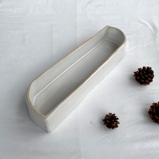 魅惑水盤, 白色