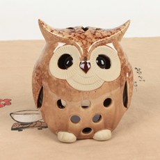 貓頭鷹裝飾品, 米色